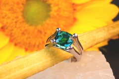 Bague tourmaline verte, or blanc 18K