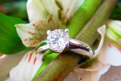 Solitaire diamant, or blanc 18K